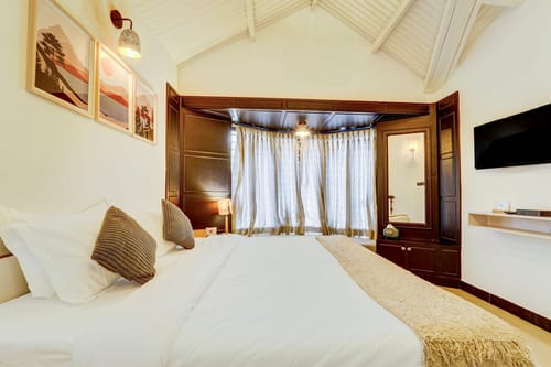 Cleft | 3-BHK With Garden, Picturesque Verandah & Balcony With Views – 3 bedroom villa in Ooty, Tamil Nadu