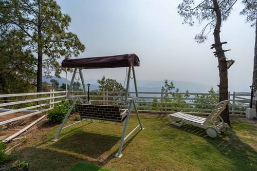 Bellevue w/ Outdoor Jacuzzi – 3 bedroom villa in Kasauli, Himachal Pradesh