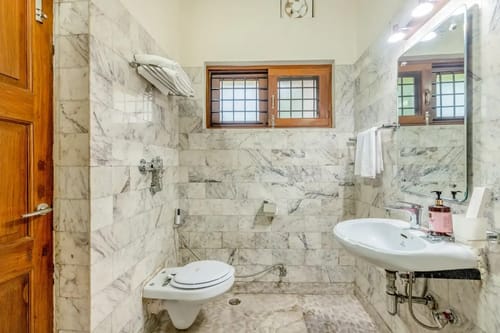 Irayna – 4 bedroom villa in Bhimtal, Uttarakhand