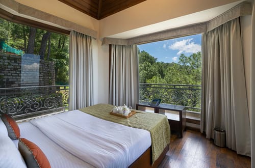 Gulmohar Estate – 5 bedroom villa in Kasauli, Himachal Pradesh
