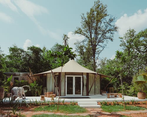 Bali Bay Langit | Glass Tent on 2-Acres with Shared Pool, Jacuzzi, Firepits, & Bar Lounge – 1 bedroom villa in Bengaluru, Karnataka