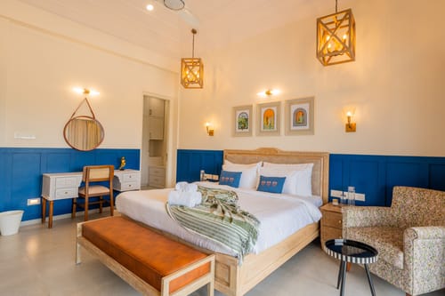 Villa Fleuve | 6-BHK Getaway By the River With Infinity Pool, Lift & Bar Lounge