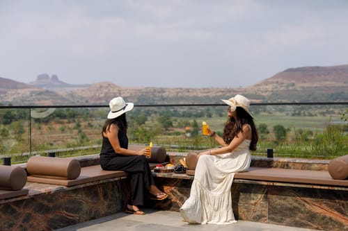 Pearl Lakeview Mansion - Igatpuri – 5 bedroom villa in Igatpuri, Maharashtra
