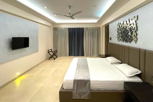 3 Rooms @ Grande Montana