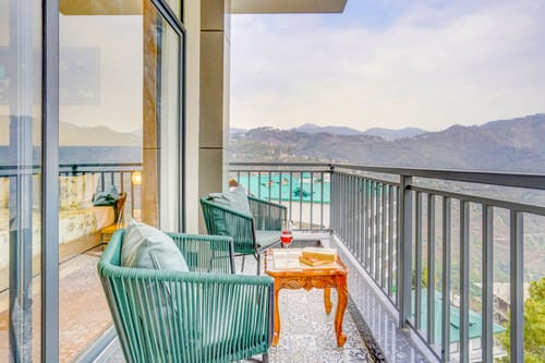 Serene Woods Hotel | 1-Room Retreat With Balcony, Lift & Restaurant Amid Nature  – 1 bedroom villa in Kasauli, Himachal Pradesh