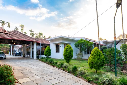 Tranquility | 5-BHK Pet-Friendly Villa With Pool, Jacuzzi, Terrace Sit Out and Garden Area – 5 bedroom villa in Coorg, Karnataka