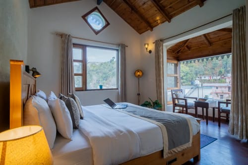 Wood Sparrow – 4 bedroom villa in Bhimtal, Uttarakhand