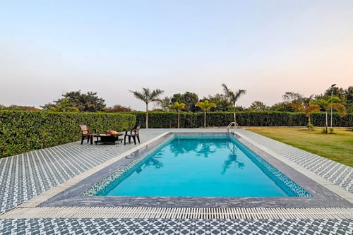 Amaltas | 4 BHK Countryside Hideaway With Pvt Pool, Lush Garden & 360 Aravalli Views