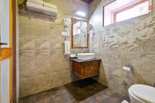 Cedarwood Cottage – 2 bedroom villa in Shimla, Himachal Pradesh