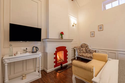 Mist @ Tiverton Bungalow – 5 bedroom villa in Ooty, Tamil Nadu