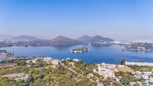 Auric Lake Villa | 2-Room Suite Shared Plunge Pool and Terrace | Near Fateh Sagar Lake – 2 bedroom villa in Udaipur, Rajasthan