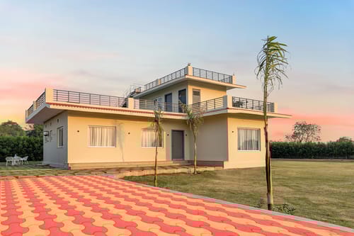 Vijeta Farms | 3-BHK With Private Pool, Lawn, Terrace & Bonfire