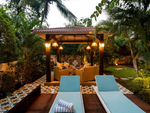 Dahlia | Tropical 4-BHK Villa With Private Pool, Gazebo, Garden | Near Baga & Calangute Beaches – 4 bedroom villa in North Goa, Goa