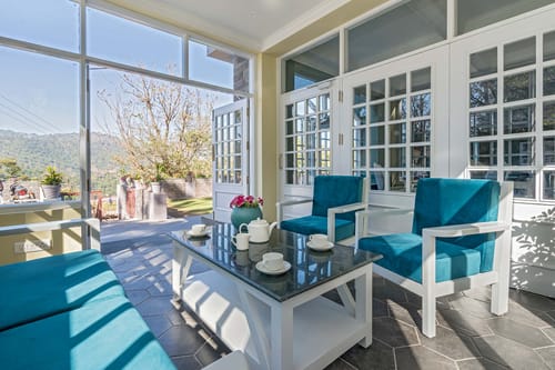 Hues @ The Mansion – 6 bedroom villa in Kasauli, Himachal Pradesh