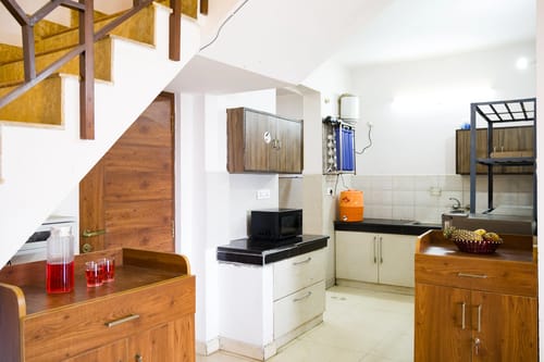 Sukhmani Cottage | 5-BHK Hilltop Hideaway With Garden, Terrace & Scenic Views – 5 bedroom villa in Kasauli, Himachal Pradesh