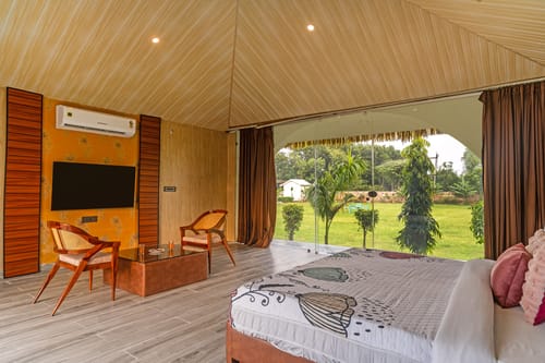 Edena @ Rissaca Crown