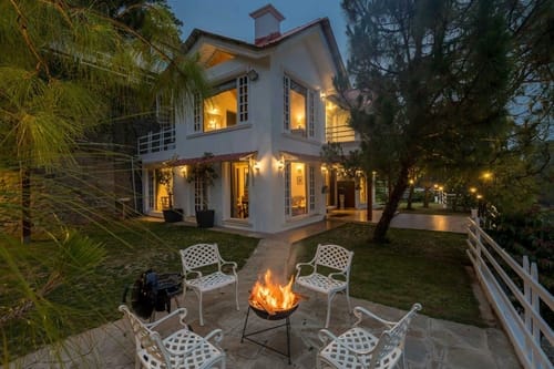 Bellevue w/ Outdoor Jacuzzi – 3 bedroom villa in Kasauli, Himachal Pradesh