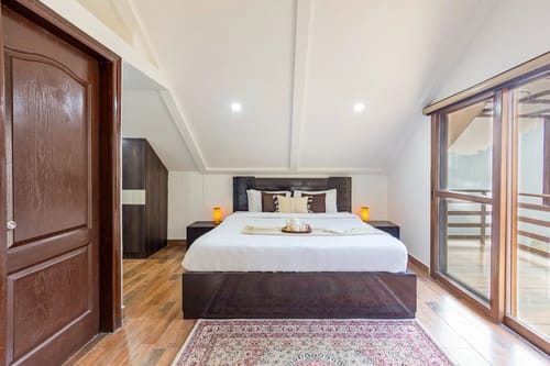 Madhuram Villa | Hillside Pet-Friendly 1-BHK Getaway With Attic, Balcony & Garden – 1 bedroom villa in Dehradun, Uttarakhand