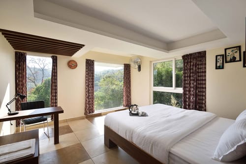 Room 1 @ Cocoon Valley Hide Out