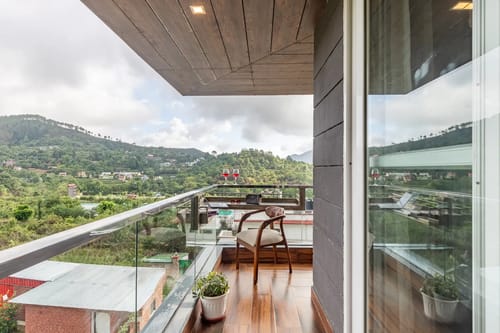 Celestial Rhapsody | Charming 3-BHK Villa With Garden, Terrace & Scenic Views – 3 bedroom villa in Nainital, Uttarakhand