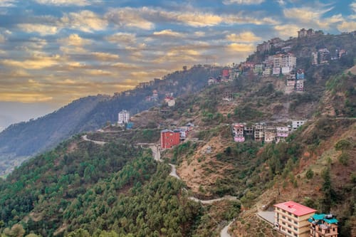 Cliff Trident | 3-BHK With Mountain Views  – 3 bedroom villa in Shimla, Himachal Pradesh