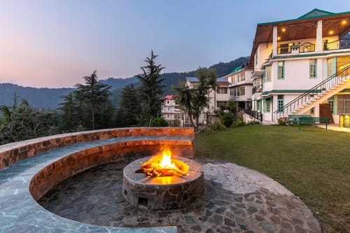Valleys & Peaks – 4 bedroom villa in Shimla, Himachal Pradesh