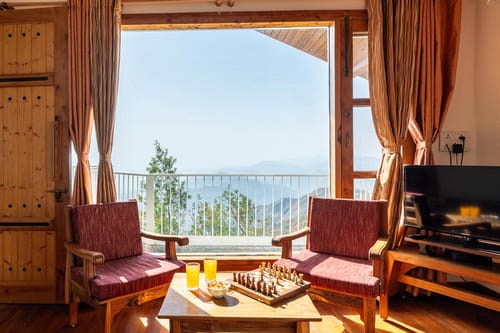 The Rustic Retreat – 4 bedroom villa in Kasauli, Himachal Pradesh