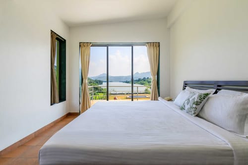 9 Bedrooms @ Shivom Villa - Pawna – 9 bedroom villa in Lonavala, Maharashtra