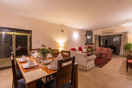 Horizon W/ Outdoor Pool – 4 bedroom villa in Kasauli, Himachal Pradesh