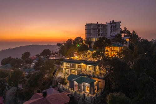 Serene w/ Outdoor Bonfire – 6 bedroom villa in Kasauli, Himachal Pradesh