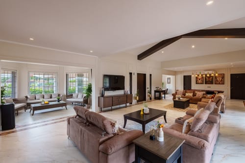 Amalfi – 6 bedroom villa in Lonavala, Maharashtra