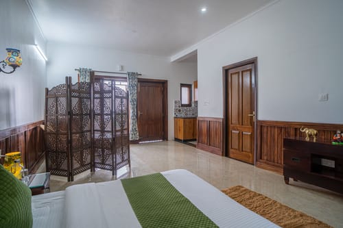 Leopard Trails Duplex | Hillside 2-Room Retreat with Orchard, Kitchen & Sit-out Areas – 2 bedroom villa in Nainital, Uttarakhand