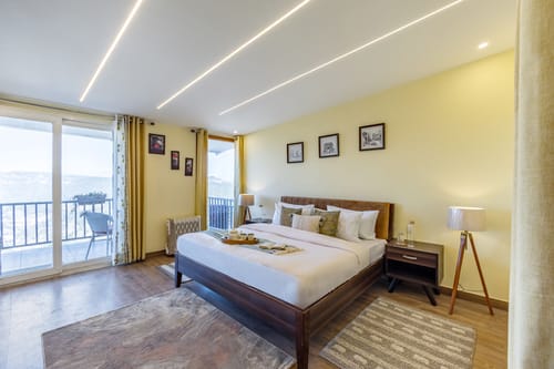 Silverstone | Hillside 6-BHK Getaway With Garden, Gaming Zone & Lounge Area