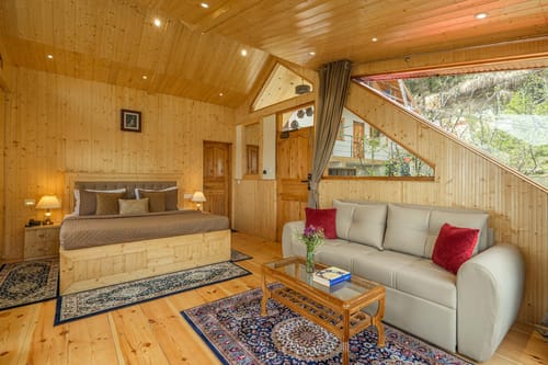 Plum @ The Orchard Song with Jacuzzi – 2 bedroom villa in Shimla, Himachal pradesh