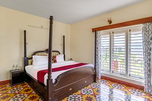 Mihirika’s Nirvana | 5-BHK With Garden, Gazebo, Bonfire Pit & Scenic Views; Near Karnataka Garden