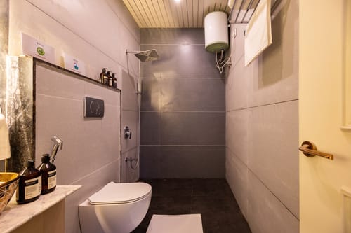 Shreya Blossom Retreat | 4-BHK Villa With Private Pool, Gazebo, Garden, Bar & Scenic Aravali Views