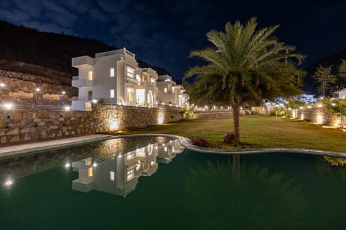 Mandovar Mountain Valley Retreat | 4 Room Pet-friendly Suite In a Private Estate with Shared Pool, Garden, Restaurant & Hill Views – 4 bedroom villa in Udaipur, Rajasthan