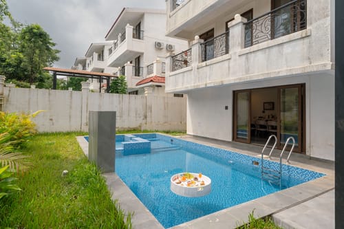 Casa Verdea | 4-BHK Villa With Private Pool & Lift; Near Popular Restaurants