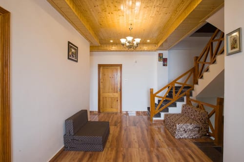 Querencia | Pet-friendly 5-BHK Villa With Sunset & Hill Views  – 5 bedroom villa in Kasauli, Himachal Pradesh