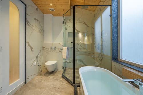 Chapter 3 @ The Ever House
W/ Jacuzzi – 3 bedroom villa in Kasauli, Himachal Pradesh