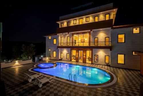 Godan Terra Cove | 6-BHK Retreat with Private Pool, Garden & Elevated Gazebo, featuring Stunning Hill & River Views – 6 bedroom villa in Udaipur, Rajasthan