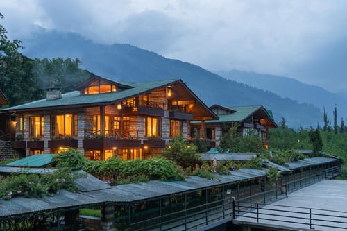 Himalayan Retreat – 9 bedroom villa in Manali, Himachal Pradesh