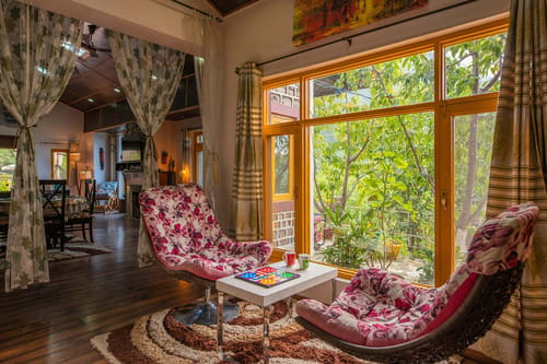 Spirits Unplugged w/ Outdoor Pool – 4 bedroom villa in Shimla, Himachal Pradesh