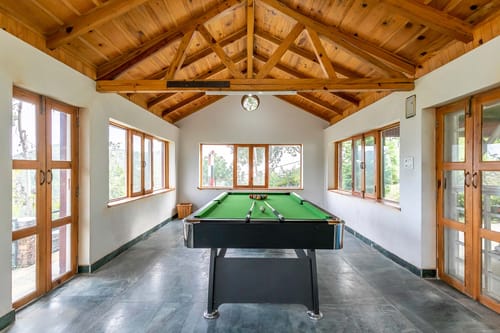 Wooden Log House @ Estate 15 – 2 bedroom villa in Bhimtal, Uttarakhand