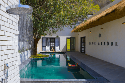 Jade Arbőur | 3-BHK Moroccan-Inspired Villa with Private Pool & Panoramic Hill Views – 3 bedroom villa in Udaipur, Rajasthan