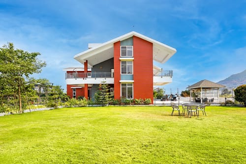 Nimishka Villa | 5-BHK Haven With Pvt Pool, Lavish Garden & Scenic Views – 5 bedroom villa in Lonavala, Maharashtra
