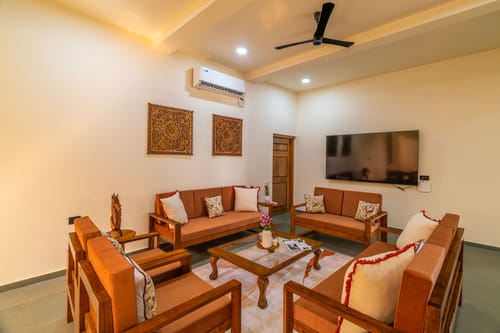Truntum – 11 bedroom villa in Karjat, Maharashtra