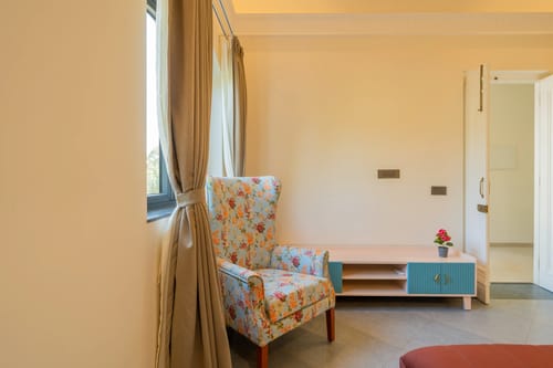 Laguna Camellia | Opulent 4-BHK Getaway Near Popular Beaches With Private Pool, Balcony & Indoor Bar