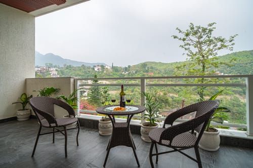 Udgam Vilas | Serene Pet-friendly 5-BHK Apartment With Lift – 5 bedroom villa in Dehradun, Uttarakhand