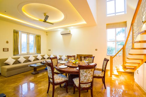 Ramgarh Wild Retreat | Elegant Colonial-Style 2-BHK Villa Amidst the Hills with Private Pool & Garden – 2 bedroom villa in Jaipur, Rajasthan